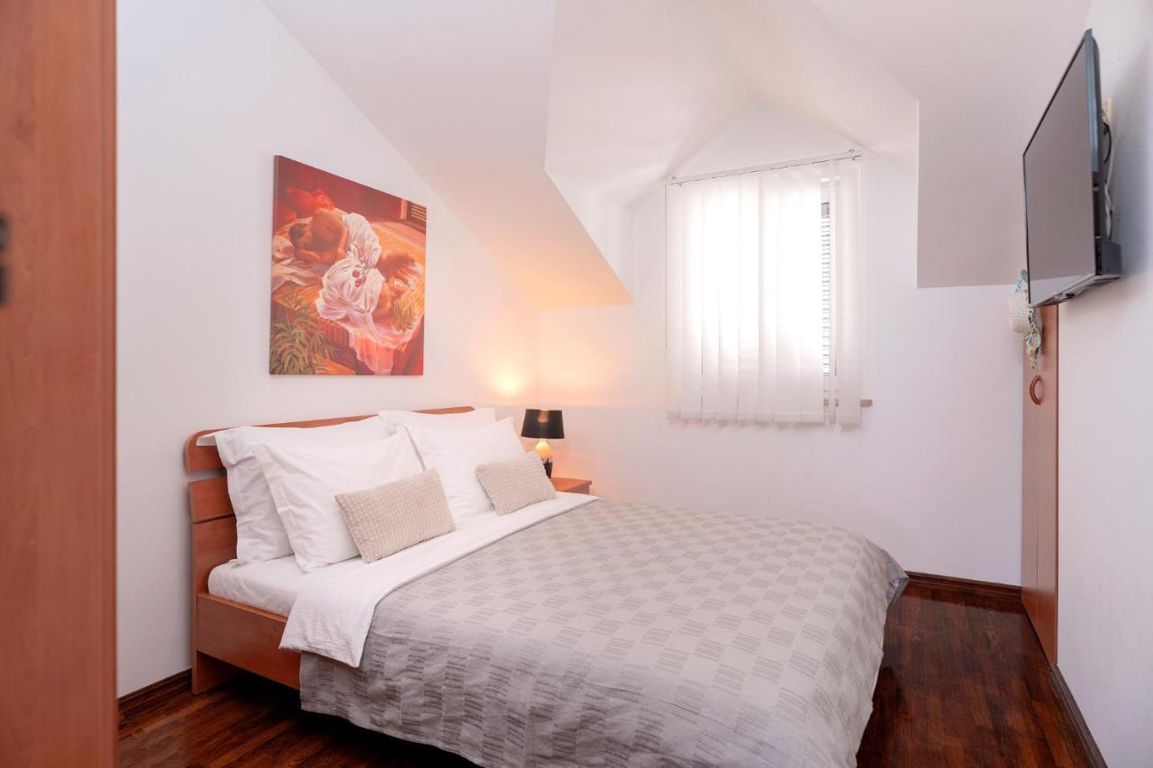 Apartament Hektorovic Poolside Bol